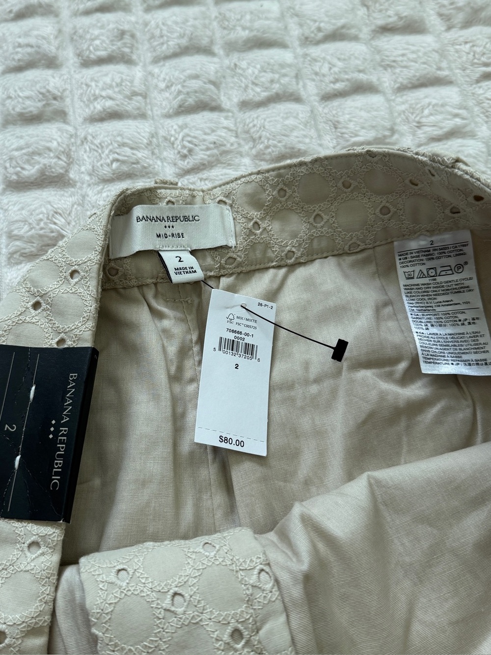 NEW Banana Republic 2 Eyelet Flat Front Shorts ~ Beige Cream Lined - Picture 7 of 7